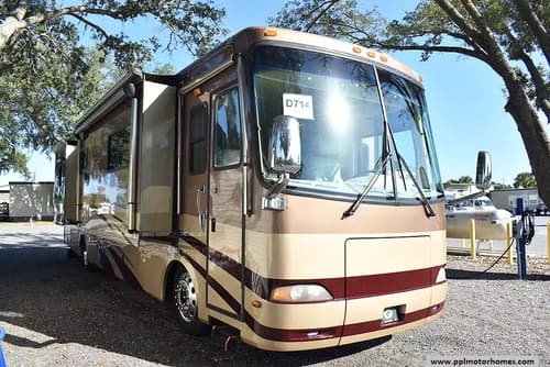 61309 - 39' 2005 Holiday Rambler Endeavor Series 38PDQ 350hp Cummins w/4 Slides Image 1