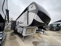 61964 - 36' 2015 Keystone Montana High Country 353RL w/3 Slides Image 1