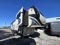 61576 - 42' 2018 Keystone Montana High Country 381TH w/4 Slides & Generator  - Toy Hauler Image 1