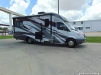 56529 - 25' 2013 Winnebago View Diesel 24V w/Slide Image 1