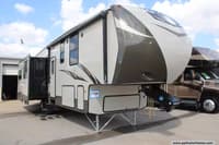 61085 - 32' 2017 Crossroads Rezerve 32IK w/3 Slides Image 1