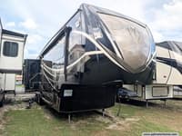 65041 - 38' 2015 Evergreen RV Lifestyle Luxury LS37CKSL w/3 Slides & Generator Image 1