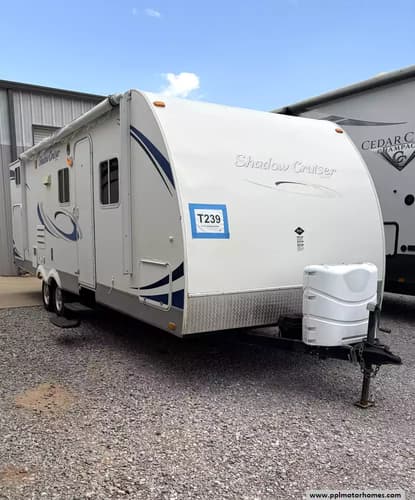 63815 - 28' 2011 Cruiser RV Shadow Cruiser 260BH w/Slide - Bunk House Image 1