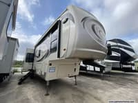 59800 - 36' 2019 Forest River Palomino Columbus 298RL w/3 Slides Image 1