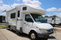 59881 - 24' 2006 Winnebago View 23H w/Slide Image 1