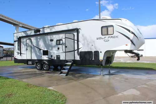 62413 - 37' 2017 Forest River Wolf Pack 285PACK13 w/Slide - Toy Hauler - Bunk House Image 1