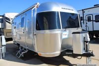 58268 - 20' 2019 Airstream Flying Cloud 20FB Image 1