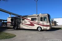 61480 - 40' 2005 Monaco Diplomat 40PDQ 400hp Cummins w/4 Slides Image 1