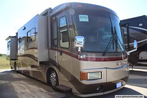 60992 - 40' 2006 Travel Supreme 40DS04 400hp Cummins w/4 Slides Image 1