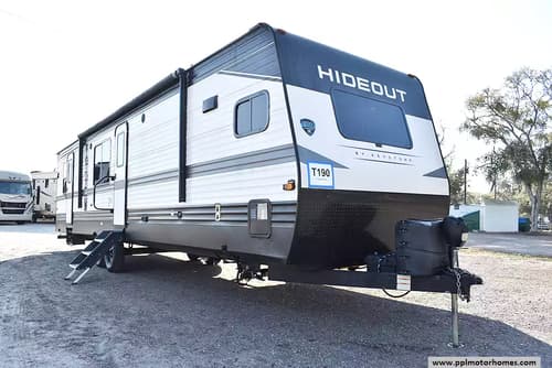 62298 - 38' 2023 Keystone Hideout RV 34FKDS w/2 Slides Image 1