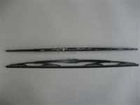 32 J-Hook Wiper Blade Assembly Image 1