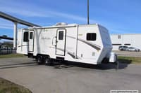 55101 - 29' 2005 Northwood Arctic Fox 29V w/2 Slides Image 1