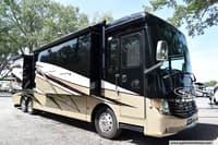 59633 - 40' 2017 Newmar Ventana 4037 400hp Cummins w/3 Slides Image 1