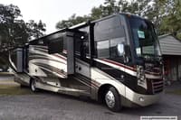 61891 - 38' 2015 Thor Challenger 37GT w/3 Slides Image 1