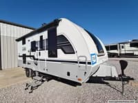 61477 - 24' 2022 Lance 1985 w/Slide Image 1