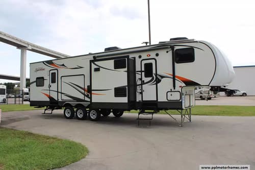 64314 - 39' 2015 K-Z Sportsmen Sportster 355TH w/3 Slides - Toy Hauler Image 1