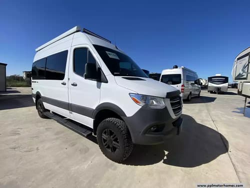 61543 - 20' 2024 Thor Sprinter Sanctuary 19L Image 1