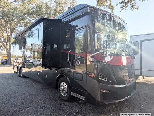 64380 - 43' 2021 Tiffin Phaeton 44OH 450hp Cummins w/4 Slides Image 1