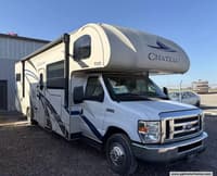 62380 - 33' 2019 Thor Chateau 31E w/Slide - Bunk House Image 1