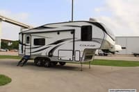 55753 - 26' 2020 Keystone Cougar 23MLS w/2 Slides Image 1