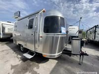 55482 - 19' 2022 Airstream Caravel 19CB Image 1