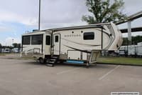 63905 - 35' 2018 Keystone Montana 3121RL w/3 Slides Image 1
