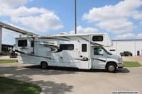 59647 - 32' 2014 Forest River Sunseeker 3010DS w/2 Slides Image 1