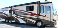 64438 - 40' 2015 Newmar Ventana 4037 400hp Cummins w/3 Slides Image 1