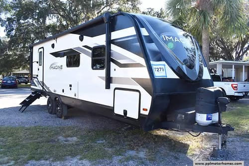 61450 - 29' 2022 Grand Design Imagine 2600RB w/Slide Image 1