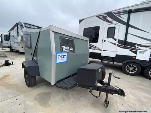 61830 - 13' 2017 Taxa Tigermoth Standard 7.1 Image 1