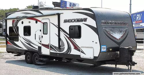 60736 - 28' 2016 Forest River Shockwave 24FQMX w/Slide & Generator  - Toy Hauler Image 1