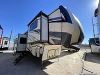 62123 - 41' 2019 Forest River Sierra 38FKOK w/6 Slides Image 1