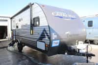 62138 - 23' 2023 Coachmen Catalina Summit 184FQS w/Slide Image 1