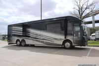 62182 - 45' 2016 American Coach American Eagle 45A 600hp Cummins w/3 Slides Image 1