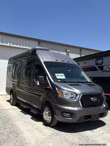 64061 - 20' 2021 Ozark Mountain Adventures TRANSIT CUSTOM Image 1
