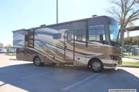 54795 - 33' 2014 Monaco Monarch SE 32WBD w/2 Slides Image 1