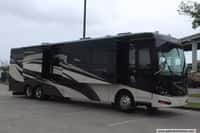 62696 - 42' 2012 Newmar Ventana 4346 380hp Cummins w/3 Slides Image 1