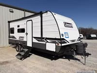 61999 - 25' 2024 Dutchmen Coleman Lantern Lt 202RD Image 1