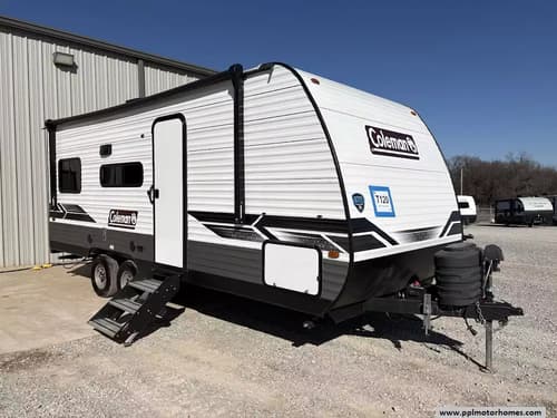 61999 - 25' 2024 Dutchmen Coleman Lantern Lt 202RD Image 1