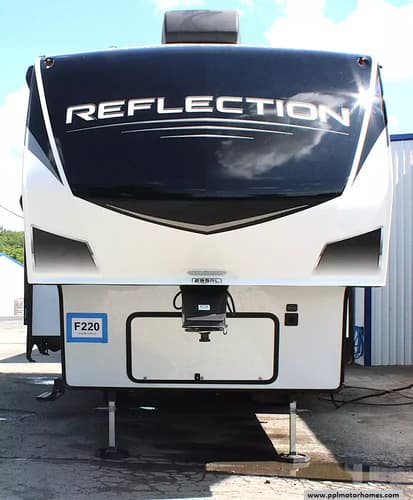 63913 - 32' 2022 Grand Design Reflection 150 295RL w/2 Slides Image 1