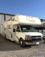 64849 - 31' 2005 Coachmen Freedom Series 289 QB Image 1
