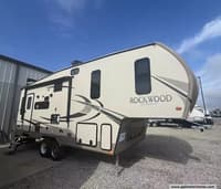 59736 - 28' 2018 Forest River Rockwood Ultra Lite 2440BS w/2 Slides Image 1