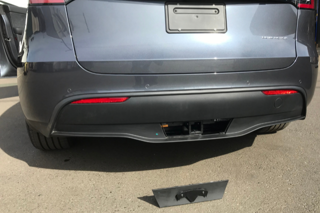 Tesla model y online bike hitch