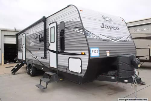 61324 - 33' 2021 Jayco Jay Flight 28BHS w/Slide - Bunk House Image 1