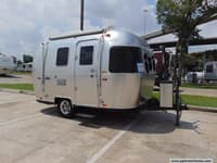 56368 - 16' 2017 Airstream Sport 16 Image 1