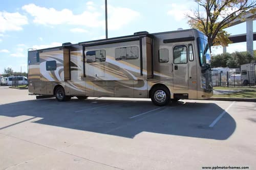 61532 - 41' 2017 Forest River Coachmen Sportscoach 408DB 360hp Cummins w/4 Slides - Bunk House Image 1