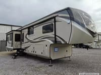 61238 - 42' 2020 Jayco Pinnacle 37MDQS w/4 Slides & Generator Image 1