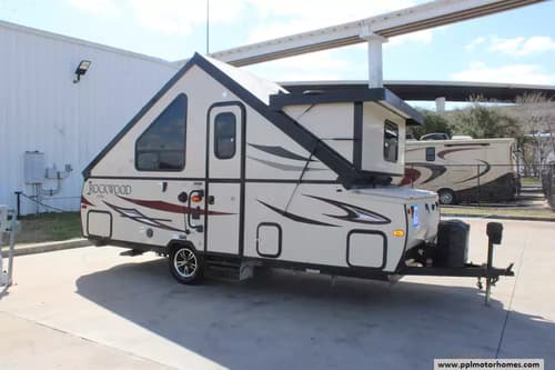 62162 - 21' 2017 Forest River Rockwood A214 Image 1