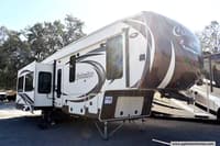 62231 - 39' 2015 Forest River Palomino Columbus 320RS w/3 Slides Image 1