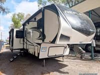 62592 - 32' 2022 Grand Design Reflection 303RLS w/3 Slides Image 1